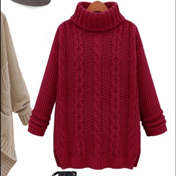 Red cabled turtleneck sweater - Picture 3 of 5